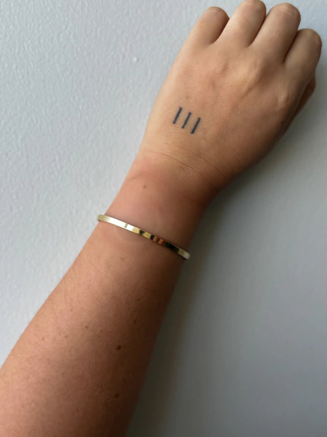 Foto de Bracelete Liso Fine Ouro em Ouro 18k, vista frontal, Sapphire Joias