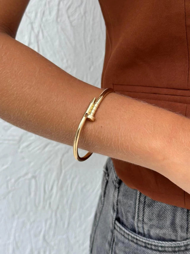 Foto de Bracelete Prego Ouro em Ouro 18k, vista frontal, Sapphire Joias