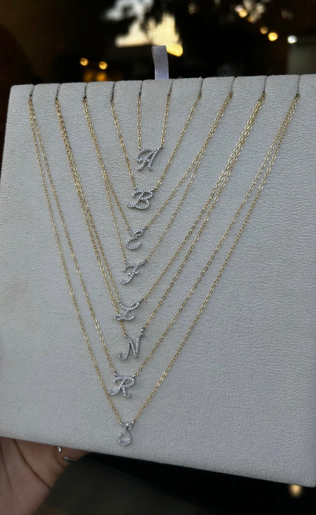 Colar Inicial Manuscrita