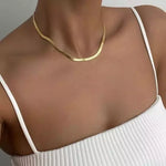 Foto de Choker Fita Ouro em Ouro 18k, vista frontal, Sapphire Joias