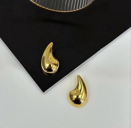 Foto de Brinco Hailey Ouro em Ouro 18k, vista frontal, Sapphire Joias